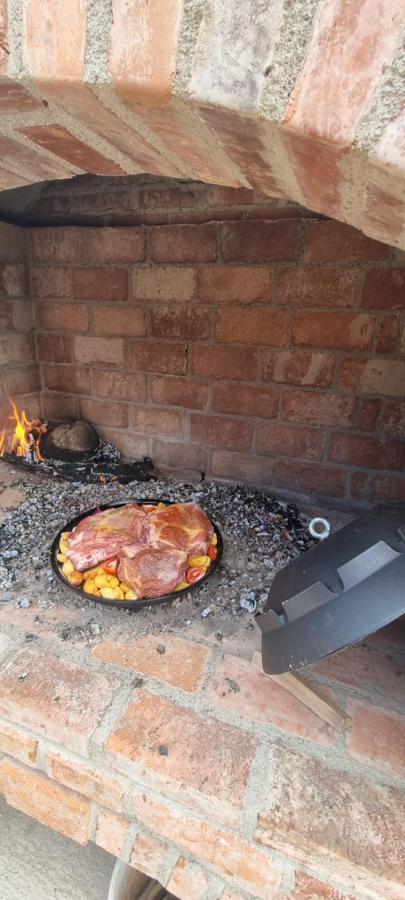 Appartement Kod Slaveka à Kostanjevac Extérieur photo